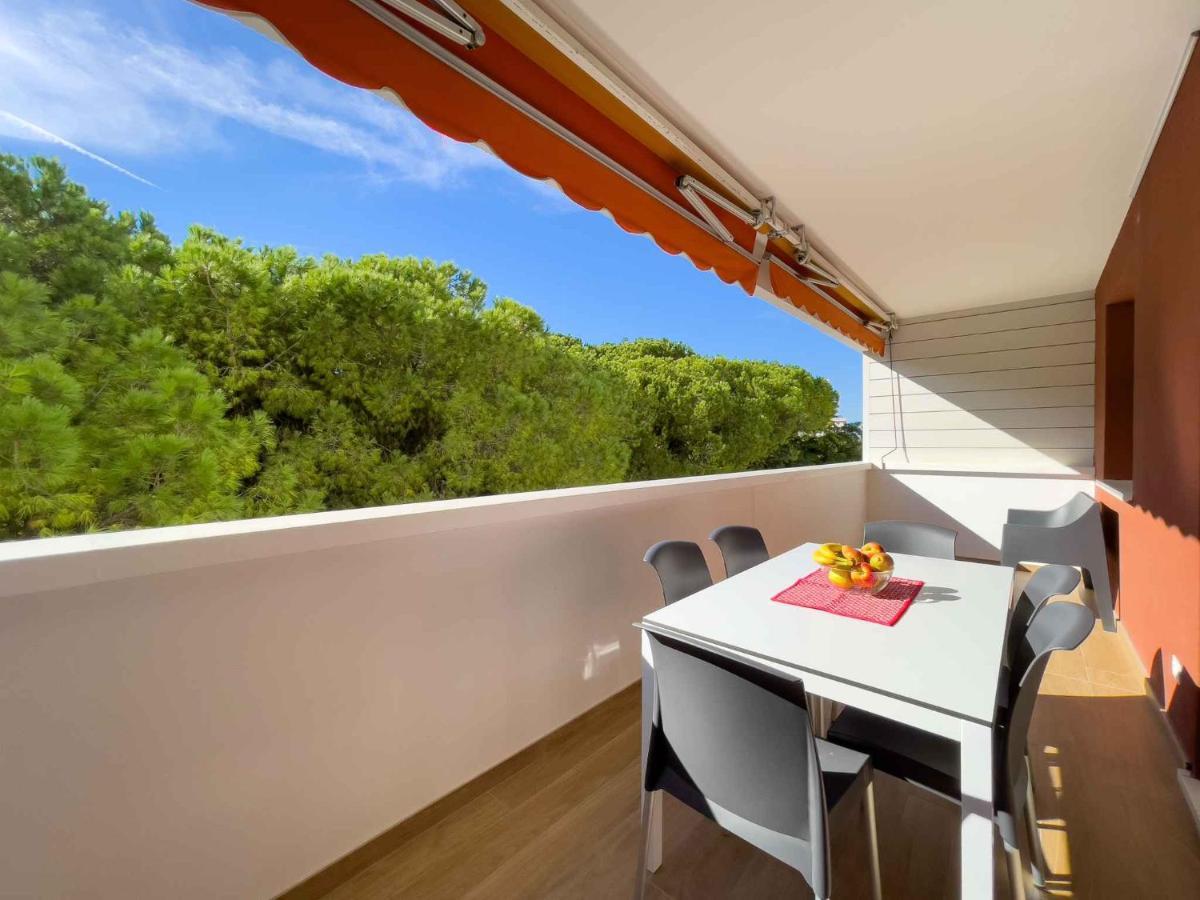 Apartment In Lignano Sabbiadoro 21783 Dış mekan fotoğraf